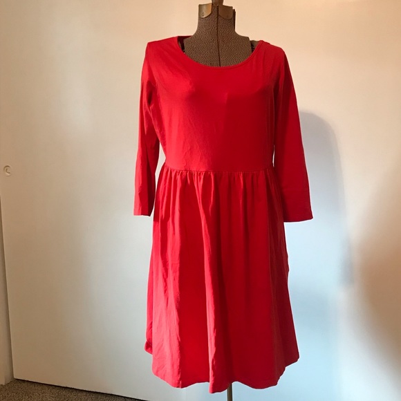 bright red maternity dress